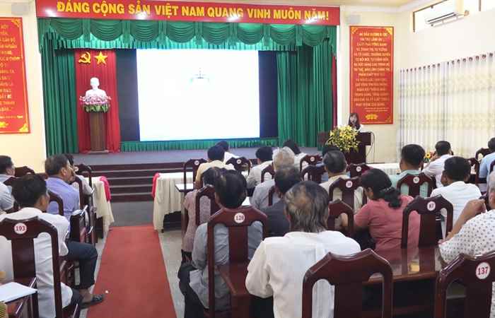 Huyện Mỹ Tú tập huấn nâng cao năng lực trợ giúp pháp lý cho Trưởng ấp, cán bộ Hội đoàn thể, Người có uy tín  